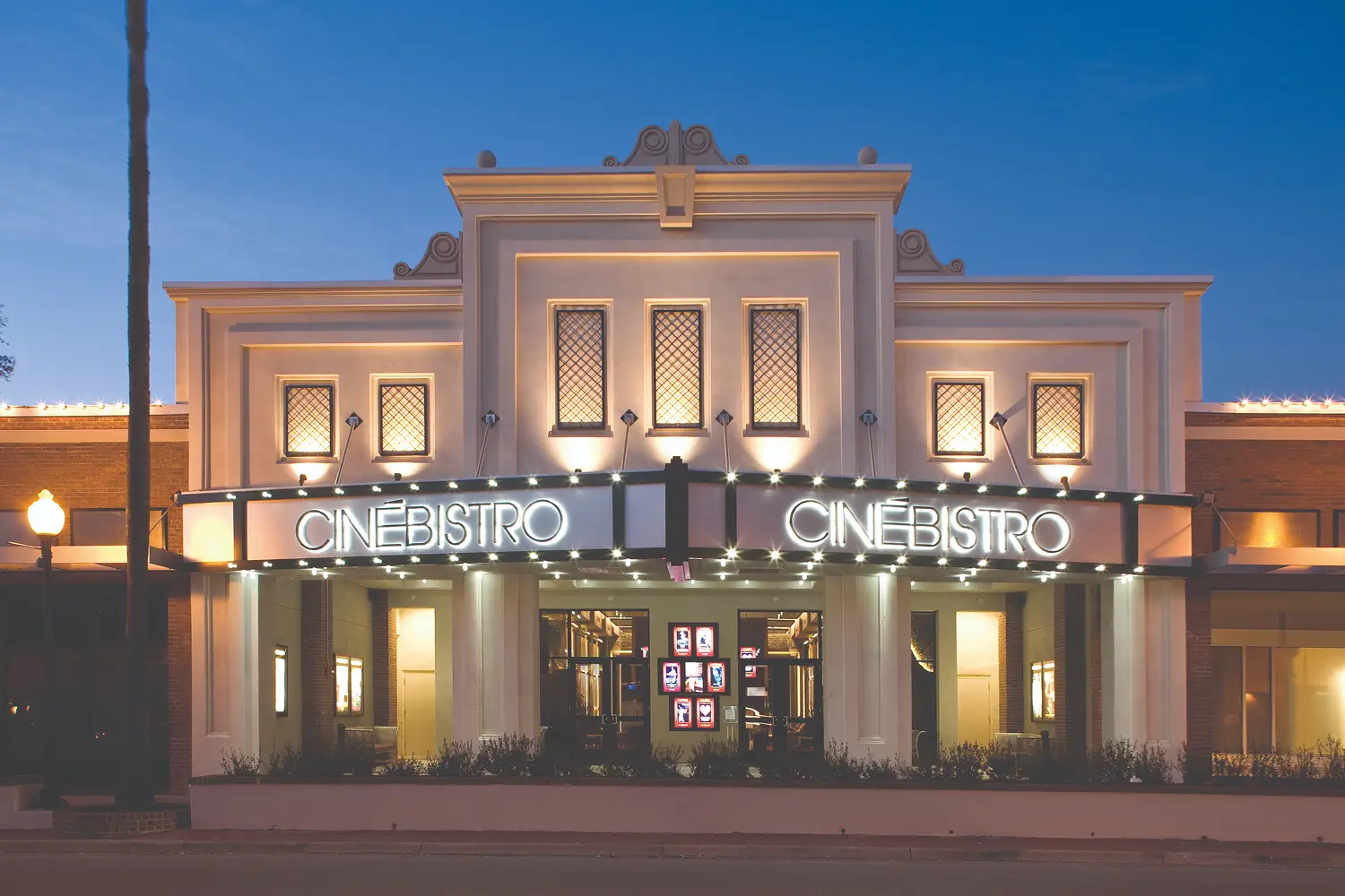 CMX CineBistro Hyde Park Village 6