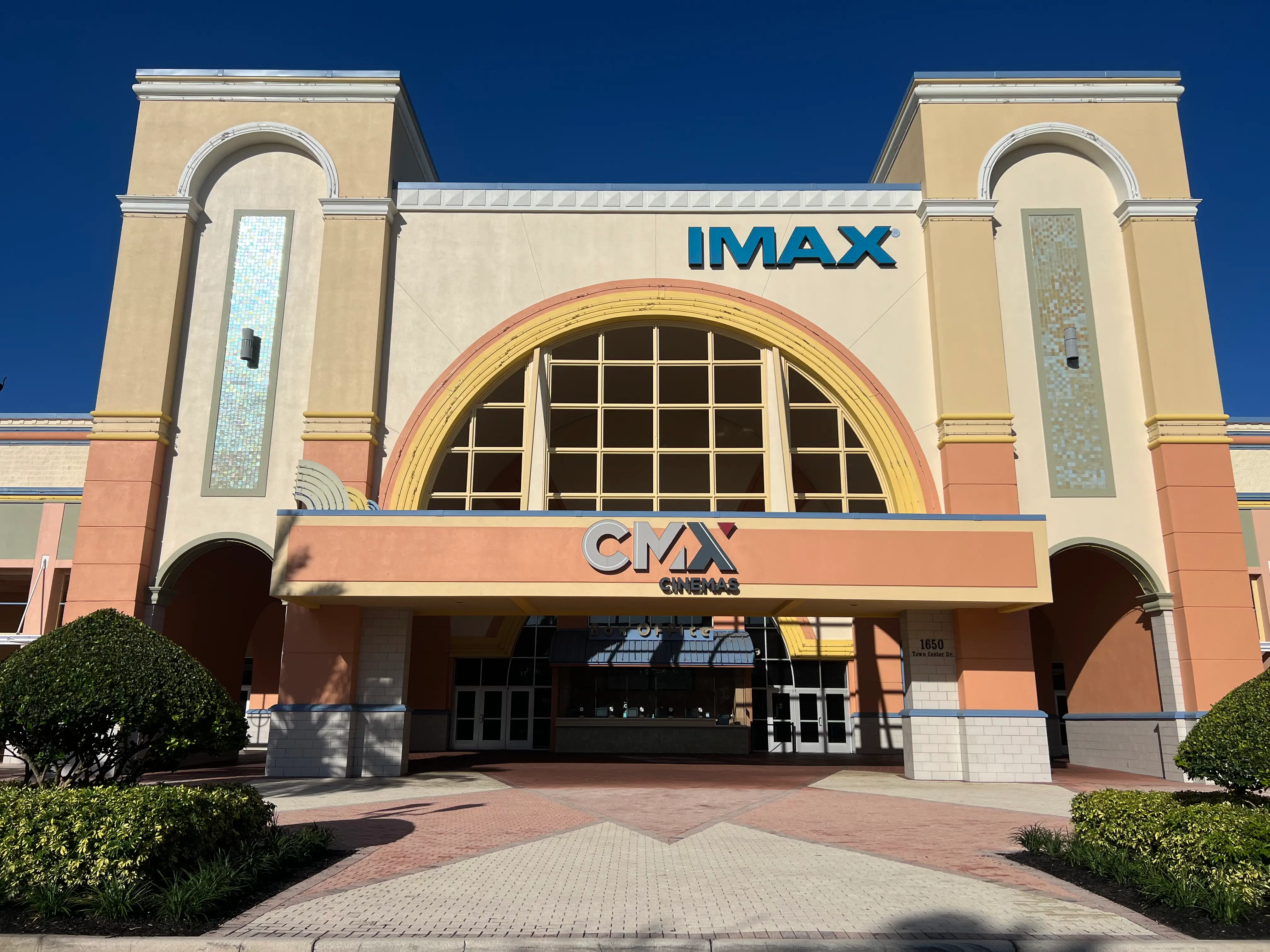 CMX Cinemas Lakeside 18 & IMAX
