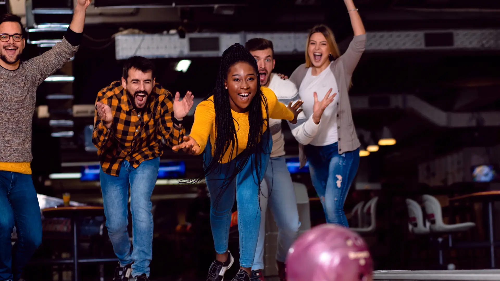 people bowling