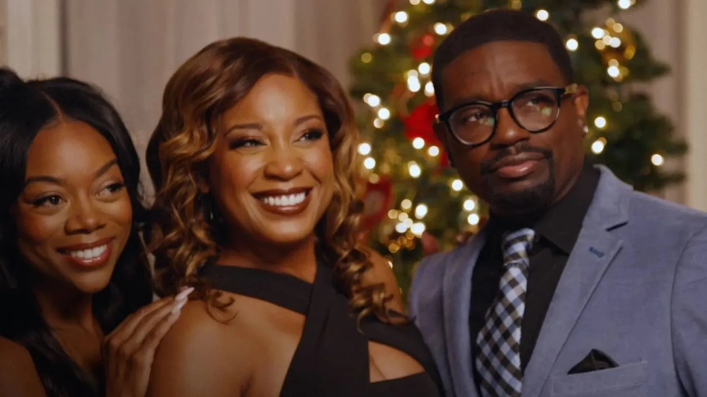 Unexpected Christmas Hero Background Image